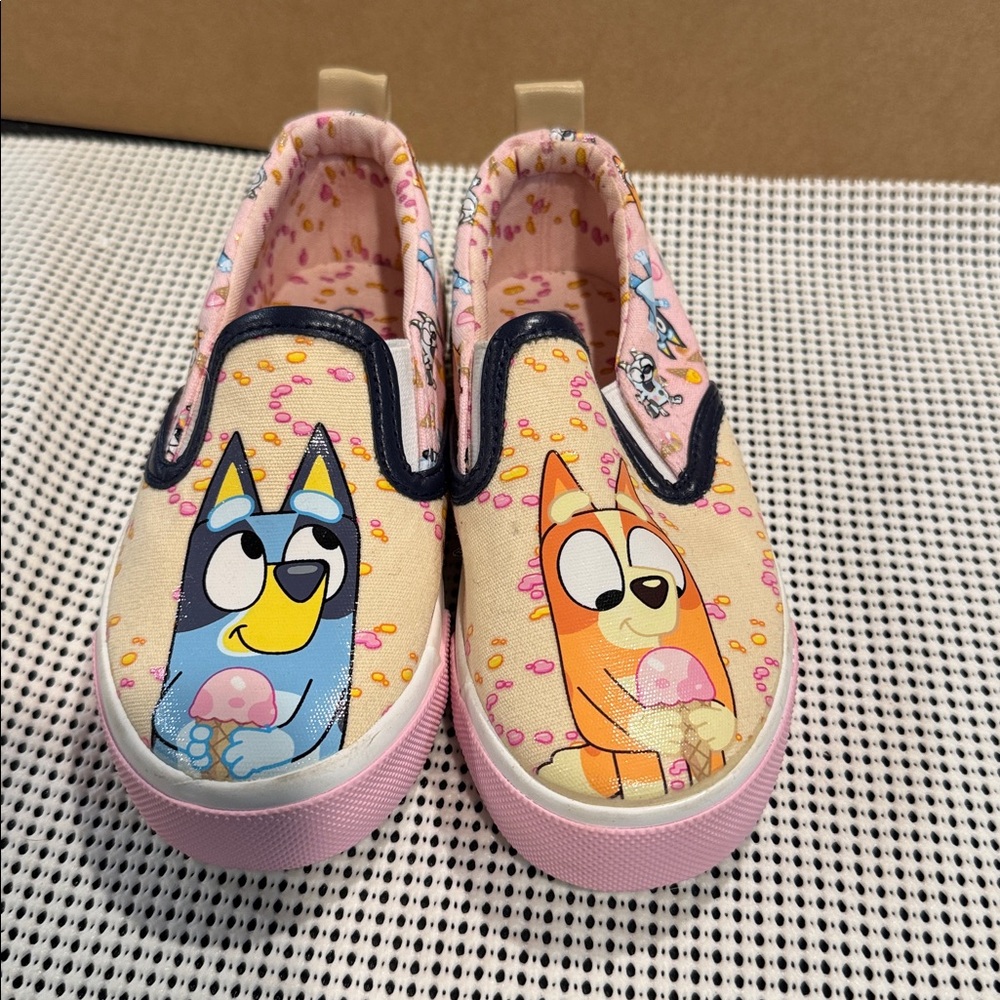 Ground Up Bluey and Bingo Ice Cream slip-ons size 11k